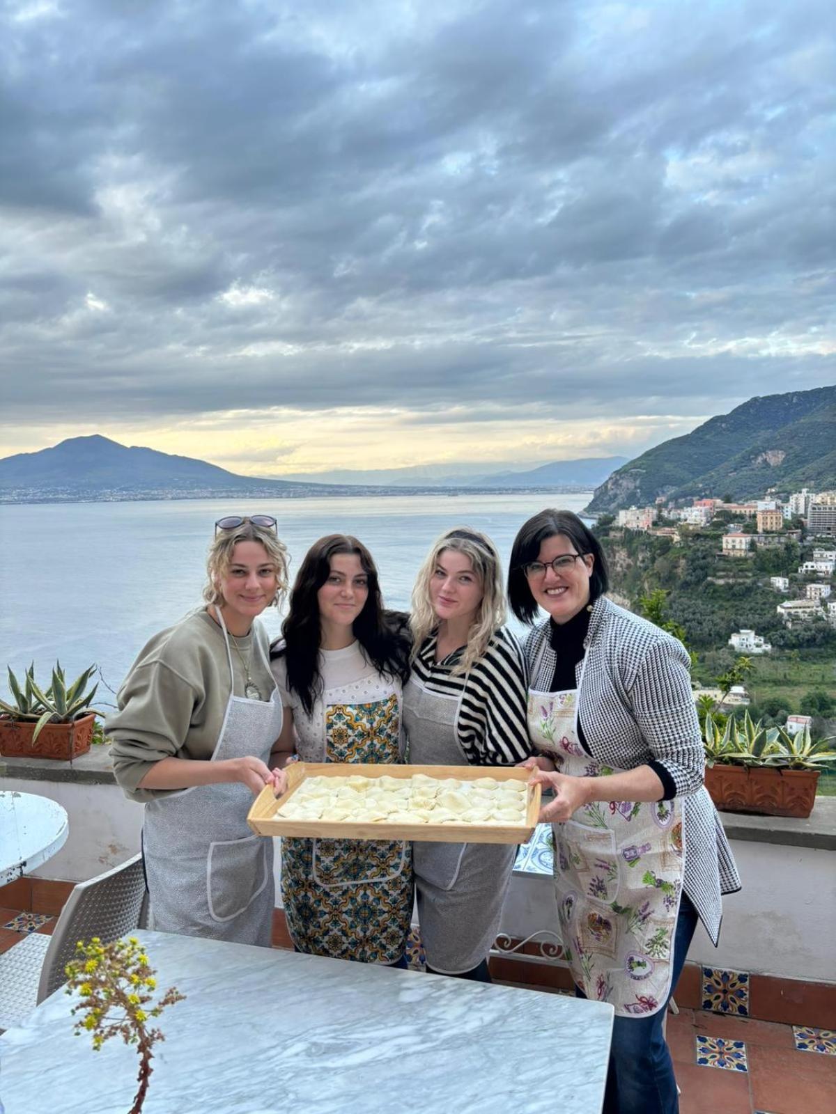 Apartment Dimora Del Conte Sorrento Coast Seaview Vico Equense